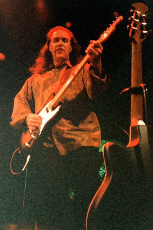 1997-12-06dave_davies03.jpg