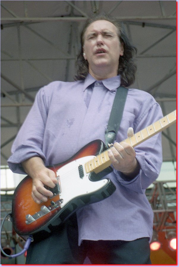 2001-07-31DAVE_DAVIES29.jpg