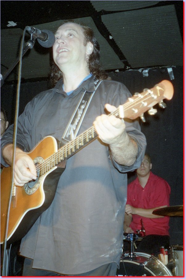 2001-08-01DAVE_DAVIES33DAVE_DAVIES-JIM_LASPESA.jpg