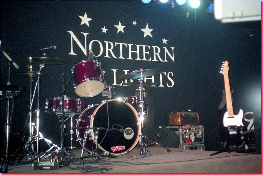 2002-04-23davedavies02northern_lights.jpg