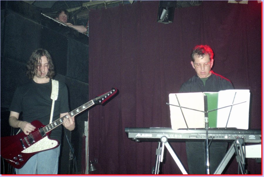 2002-04-25davedavies23brian_myers-kristian_hoffman.jpg