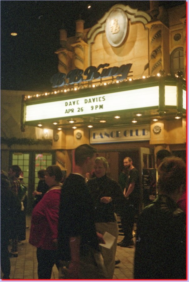 2002-04-26davedavies01foxwoods.jpg