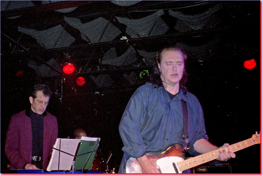 2002-04-27davedavies27kristian_hoffman-dave_davies.jpg